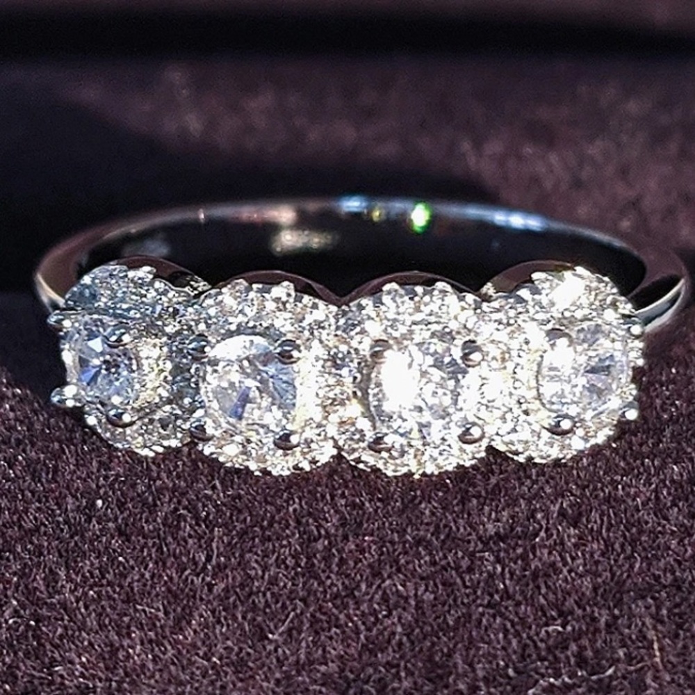 Sterling silver engagement ring - Picture 3 of 4